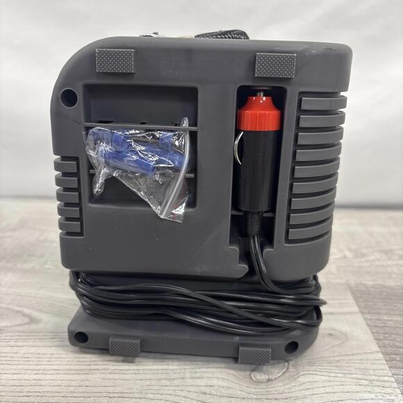 Grease Monkey 300psi 12V Portable Air Compressor - Picture 9 of 12